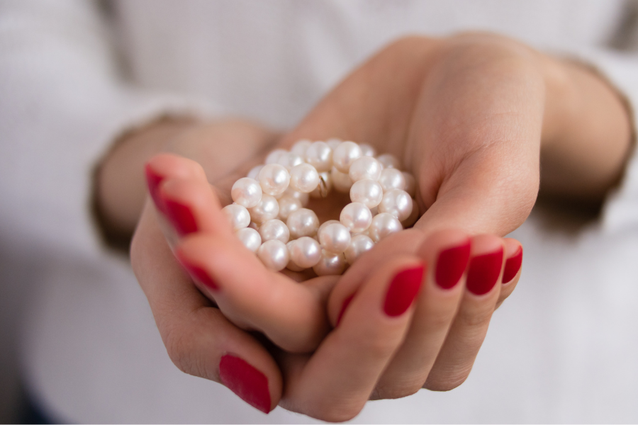 Caring for Your Pearl Jewellery: From New to Heirloom Pieces